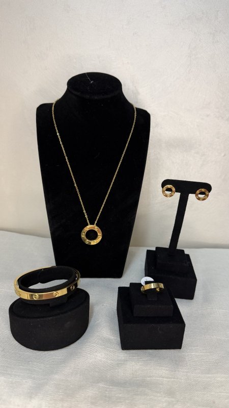 طقم كارتير عريض