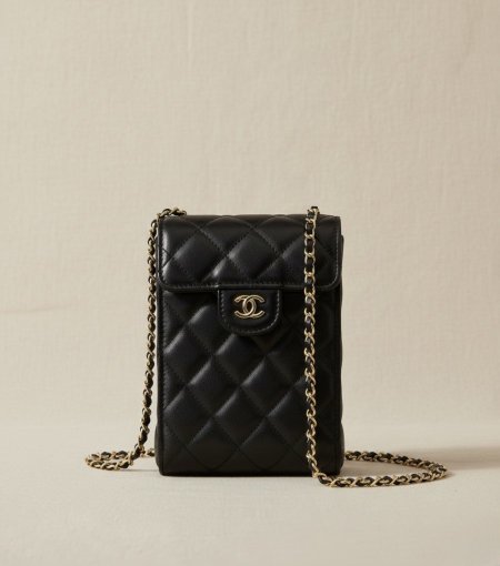 حقيبة هاتف chanel حجم صغير