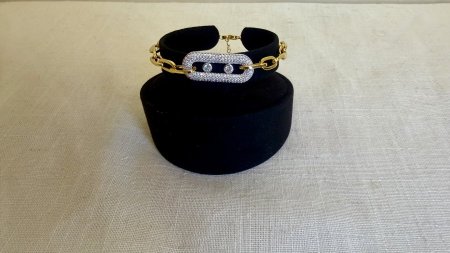 اسوارة Messika زركون