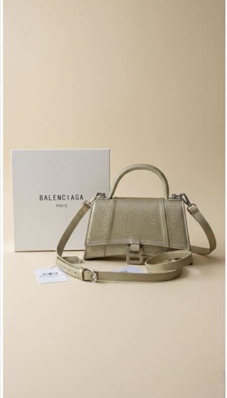 شنطة Balanciaga