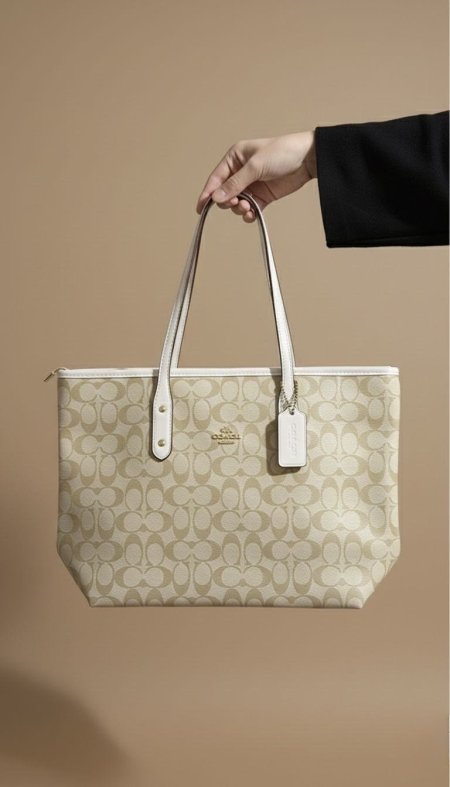 شنطة Coach حجم كبير (شامل جزدان)